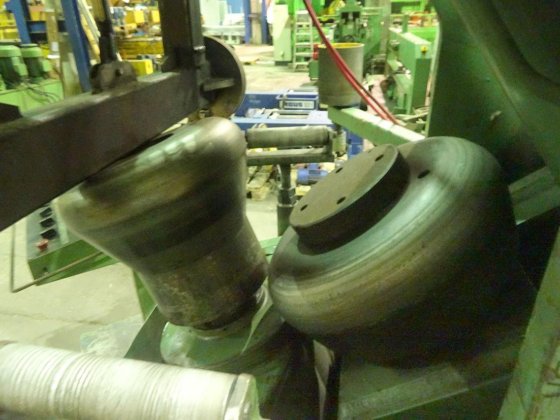 Haeusler flanging machine