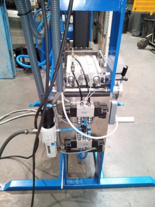 Arlo modified 25 ton press