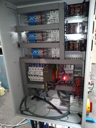 Arlo modified 25 ton press