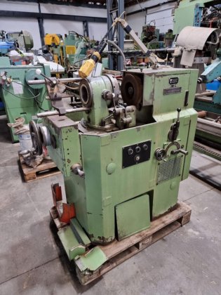 Tretter drill sharpening machine