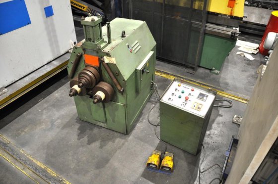 Tauring Delta 60 section bender
