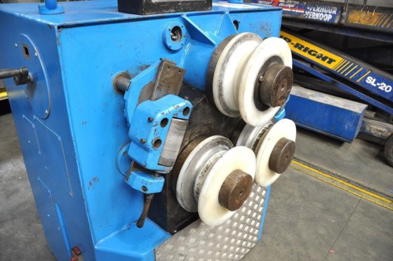 Pullmax section bender