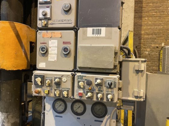 HL 1000 ton 4 column