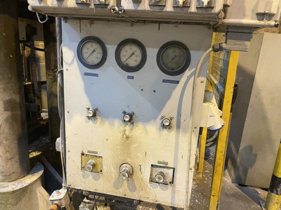 HL 1000 ton 4 column