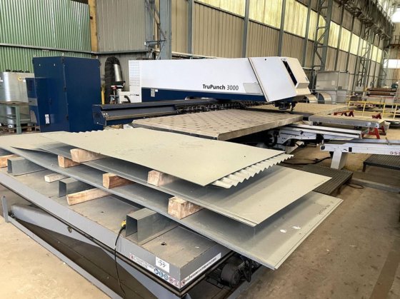 Trumpf TruPunch 3000 large format
