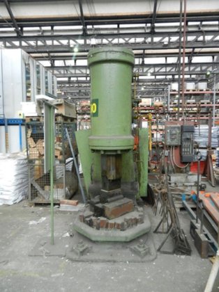 Bêché forging hammer 400 kg