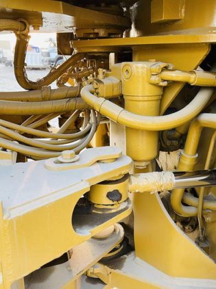 Used caterpillar wheel loader 938F