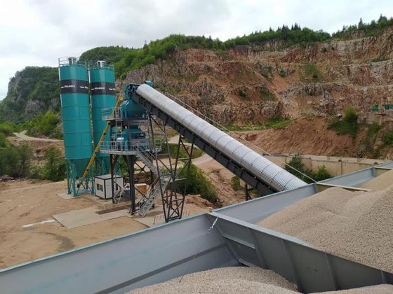 コンクリートバッチングプラント