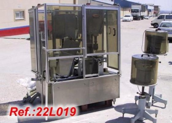 オートボトルフィラー "baüsch + ströbel"