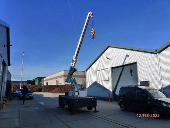 ドロット移動式クレーン