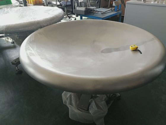 ロータリー・ボトル・コレクション コレクション・ラウンドテーブル