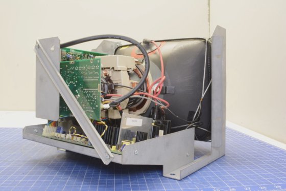 QES2014-108 / DISPLAY MONITOR /