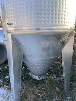 円筒円錐型発酵タンク(CCT、6個)