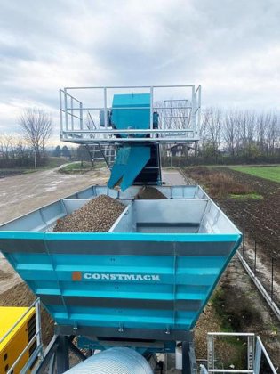 100立方移动混凝土搅拌站