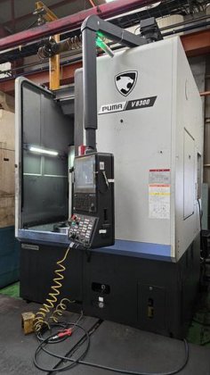 Doosan V8300R CNC Vertical Lathe