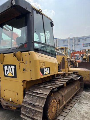 2016 Caterpillar dozers Caterpillar D6K