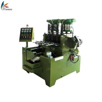 Full automatic nut tapping machine