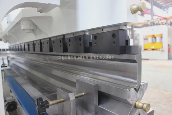 Prima WC67K-400T6000mm