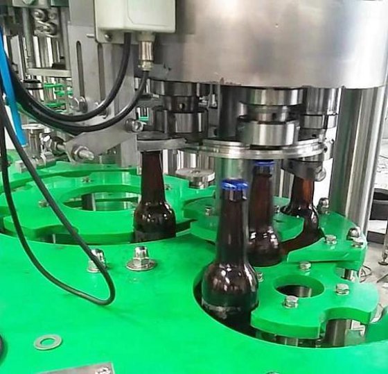 液体玻璃瓶饮料芒果汁啤酒瓶灌装机