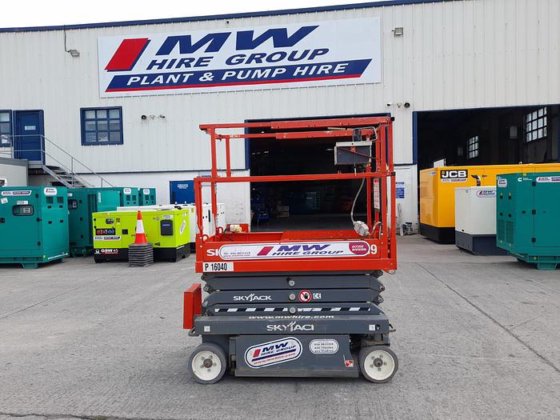 2017 Skyjack SJ 3219