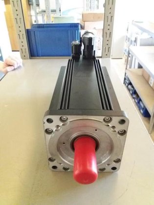 電動サーボモーター