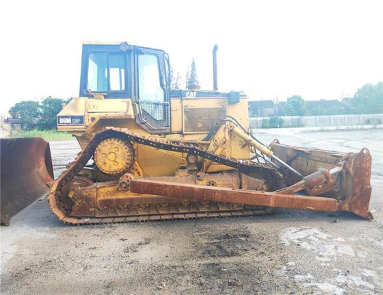 CATERPILLAR D6M