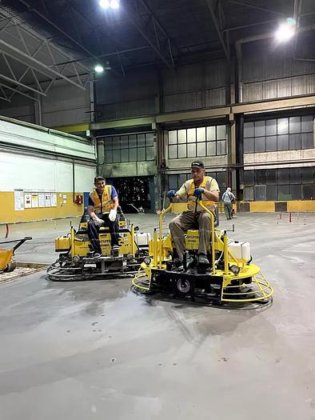 工厂直销汽油发动机混凝土浮运机骑乘式动力铲