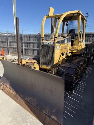 1997 CATERPILLAR D5C XL Series