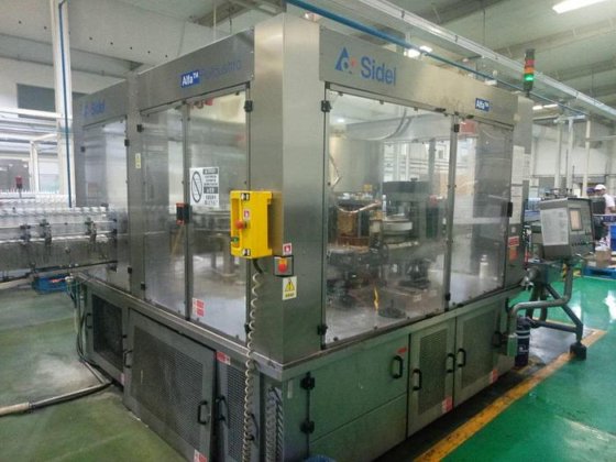 西得乐PET水灌装线