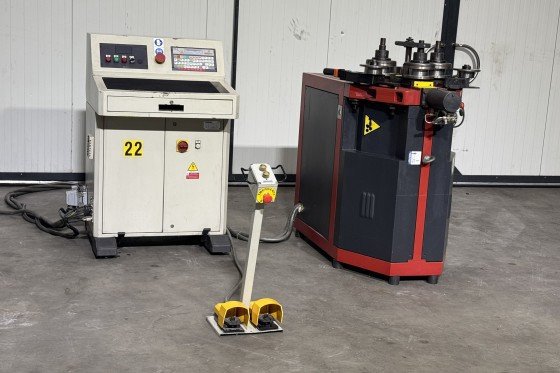 タウリング - DELTA 50 CNC