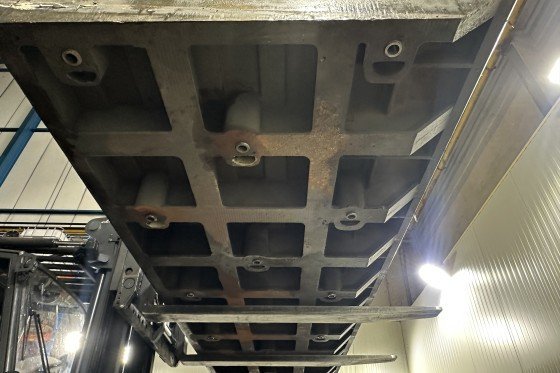 ストール - 鋳鉄...