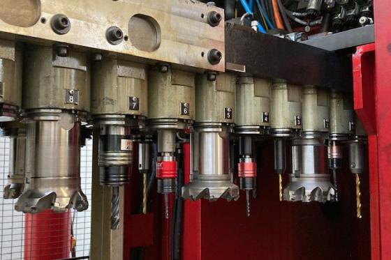 マテック - 40 HV