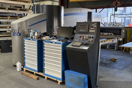 LVD STRIPPIT - グローバル 20