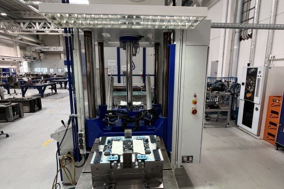 雷斯 - TUS 90 OK-40