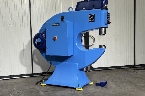 ウォルター・エコールド - KF 665