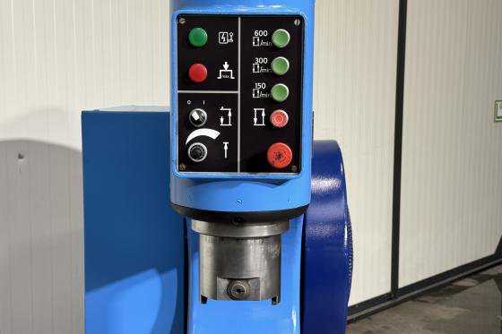 ウォルター・エコールド - KF 665