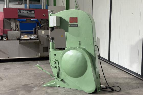 フォッカー・エコールド - KF 400