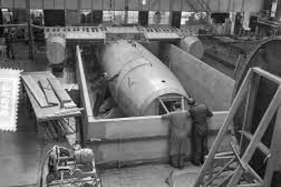 フォッカー・エコールド - KF 400