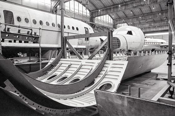 フォッカー・エコールド - KF 400