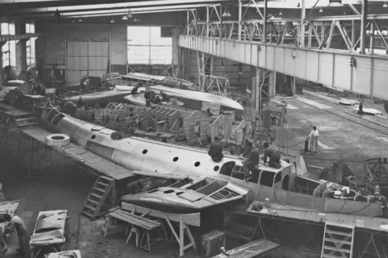 Fokker Eckold - KF 400