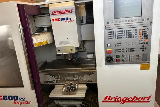 BRIDGEPORT - VMC 560
