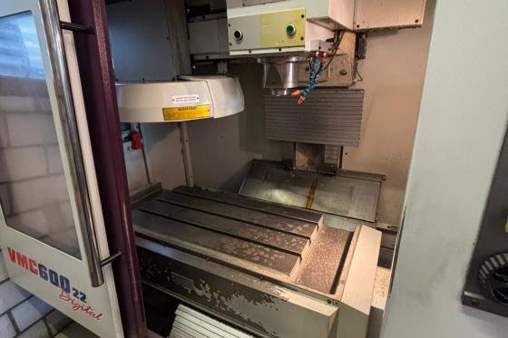 BRIDGEPORT - VMC 560