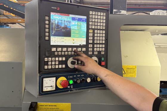 グルッツペ - AUTO M-S CNC