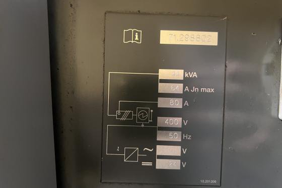 デッケル・マホ - DMU80P