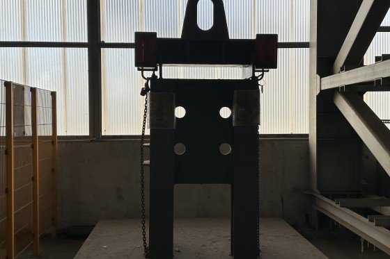 MIBA - NCフライス盤