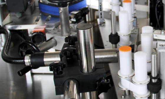 Rotech MC-800高速贴标机