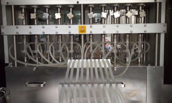 Rotech PFS10预消毒灭菌注射器液体灌装加塞机