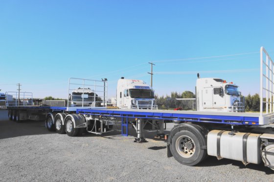 Maxitrans/Freighter ST3