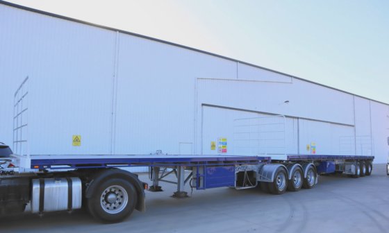 Maxitrans/Freighter ST3