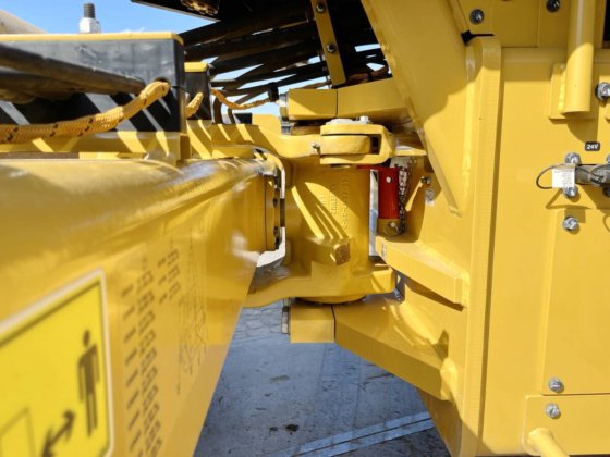 2021 Caterpillar CS66B
